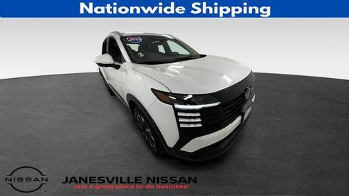 Aspen White Tricoat 2025 Nissan Kicks SR