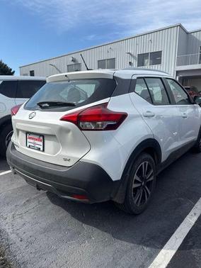 Aspen White Tricoat 2019 Nissan Kicks SV