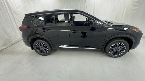 Super Black 2026 Nissan Rogue Platinum