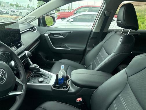 Ruby Flare Pearl 2025 Toyota RAV4 Limited