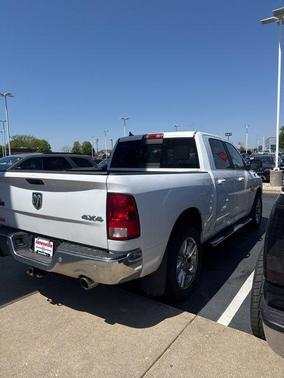 Bright White Clearcoat 2019 RAM 1500 Big Horn