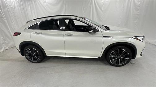 2023 INFINITI QX55 LUXE