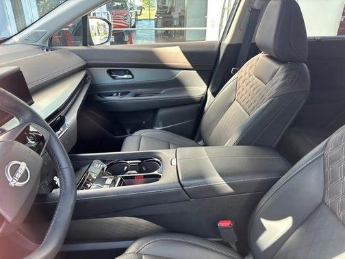 Super Black 2025 Nissan Murano Platinum