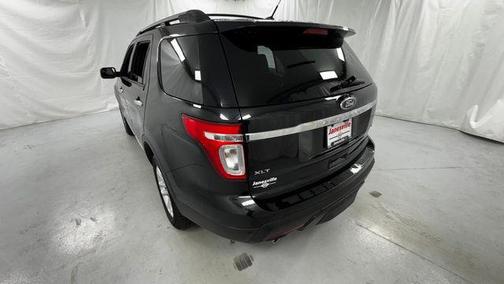 TUXEDO BLACK METALLIC 2014 Ford Explorer XLT