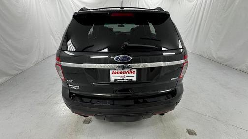 TUXEDO BLACK METALLIC 2014 Ford Explorer XLT