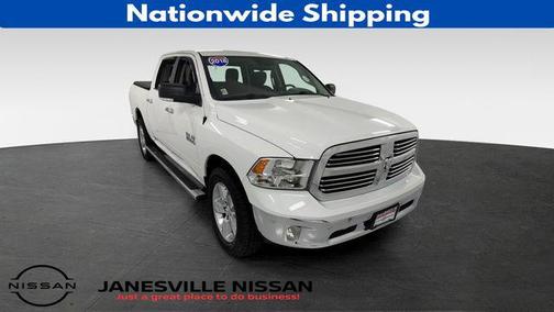 Bright White Clearcoat 2018 RAM 1500 Big Horn