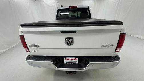 Bright White Clearcoat 2018 RAM 1500 Big Horn
