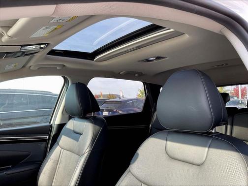White Pearl 2024 Hyundai TUCSON SEL