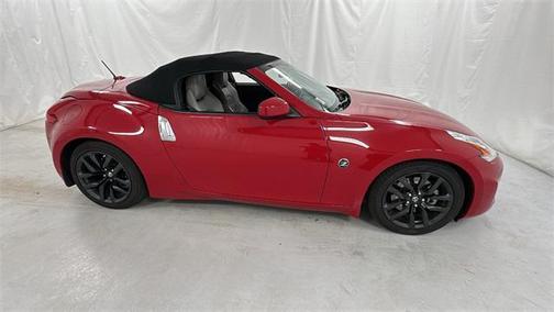 2017 Nissan 370Z Touring