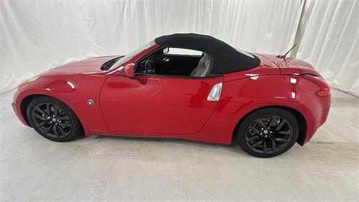 2017 Nissan 370Z Touring