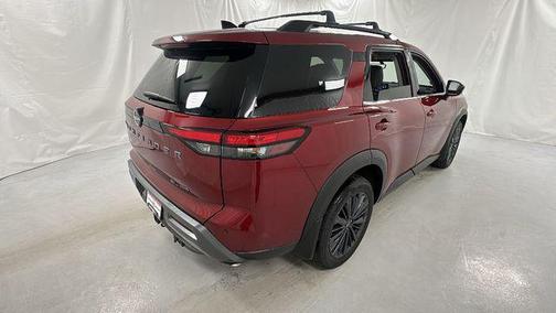 Scarlet Ember Tintcoat 2026 Nissan Pathfinder SL