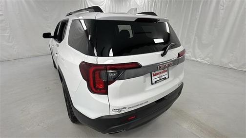 2023 GMC Acadia AWD AT4