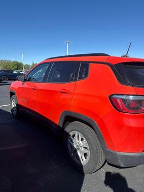 Spitfire Orange Clearcoat 2018 Jeep Compass Sport