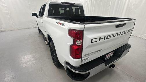 Summit White 2022 Chevrolet Silverado 1500 LT