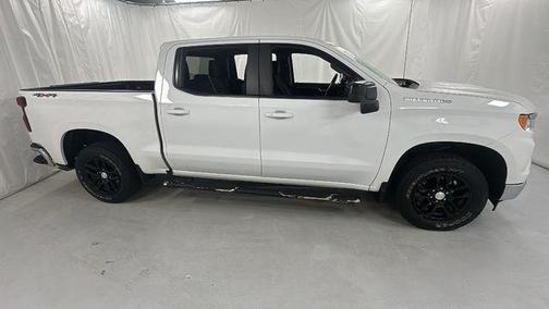 Summit White 2022 Chevrolet Silverado 1500 LT