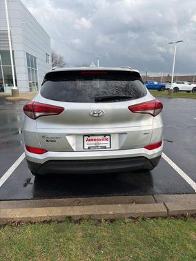 Molten Silver 2018 Hyundai TUCSON SEL