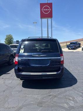 True Blue Pearlcoat 2015 Chrysler Town & Country Touring