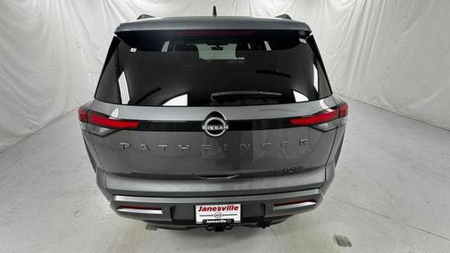 Gun Metallic 2026 Nissan Pathfinder Platinum
