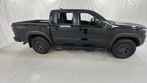 Super Black 2026 Nissan Frontier PRO-4X