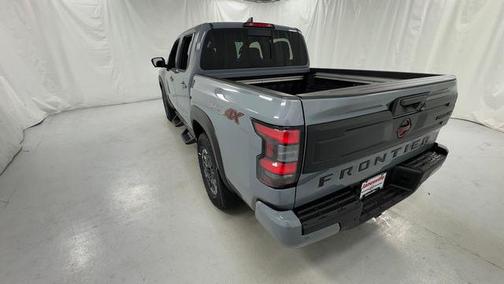Boulder Gray Pearl 2026 Nissan Frontier PRO-4X