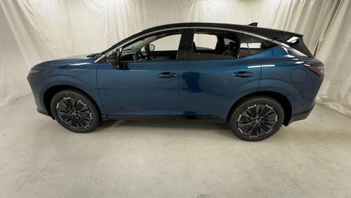 Aurora Blue Pearl Metallic/Super Black 2026 Nissan Murano Platinum