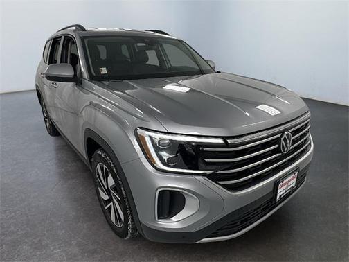 2025 Volkswagen Atlas 2.0T SE w/Technology 4MOTION