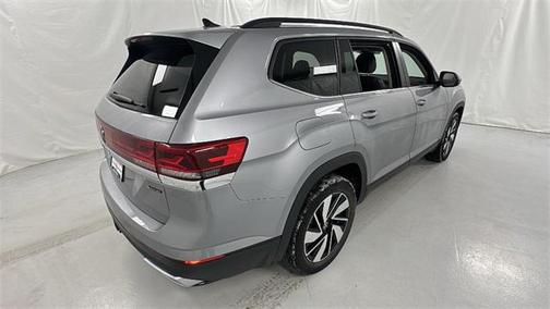 2025 Volkswagen Atlas 2.0T SE w/Technology 4MOTION