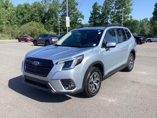 2022 Subaru Forester Premium
