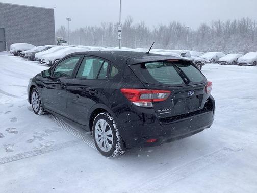 2022 Subaru Impreza Base