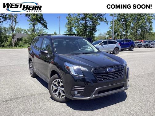 Crystal Black Silica 2024 Subaru Forester Premium