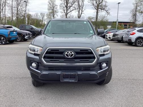 2017 Toyota Tacoma SR5