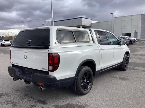 2022 Honda Ridgeline Black Edition