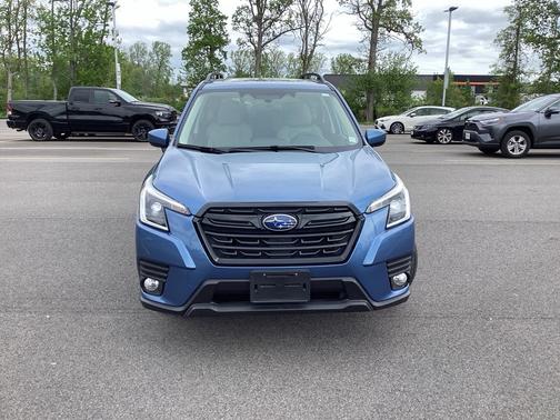 2022 Subaru Forester Premium