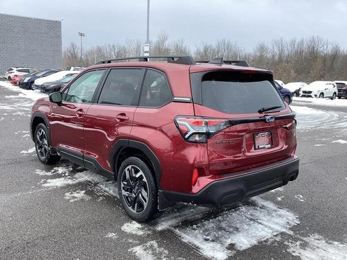 2025 Subaru Forester Hybrid 