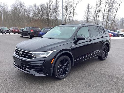 2022 Volkswagen Tiguan 2.0T SE R-Line Black