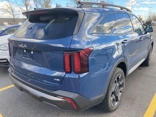 2024 Kia Sorento X-Line EX