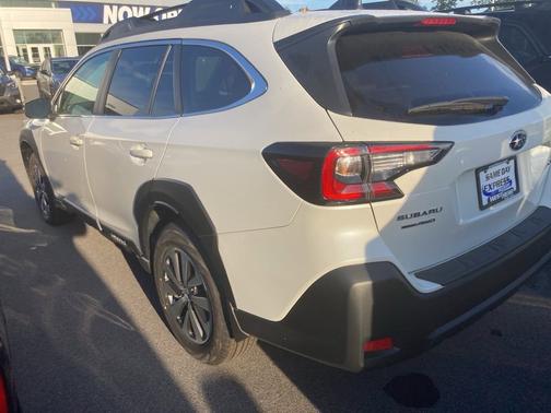 White 2025 Subaru Outback Premium