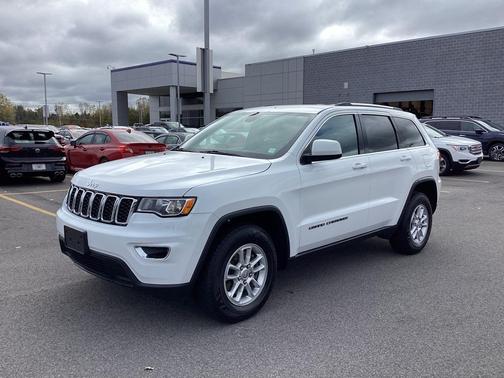 2019 Jeep Grand Cherokee Laredo E