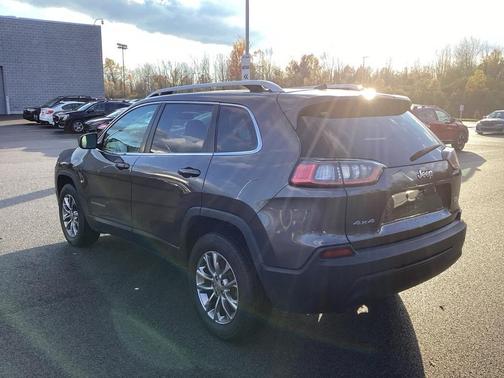 2019 Jeep Cherokee Latitude Plus
