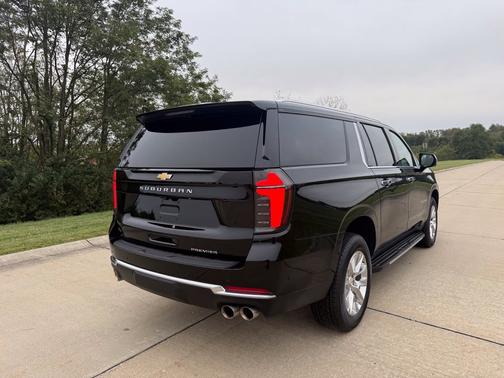 Black 2026 Chevrolet Suburban Premier