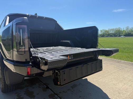 Void Black 2025 GMC HUMMER EV Pickup 3X