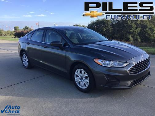 2020 Ford Fusion S