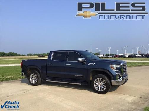 2021 GMC Sierra 1500 SLT