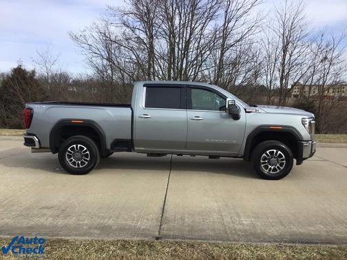 2024 GMC Sierra 2500 SLT