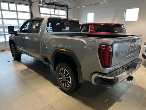 2024 GMC Sierra 2500 SLT