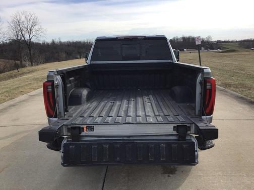 2024 GMC Sierra 2500 SLT