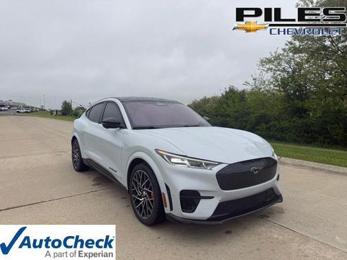 Space White Metallic 2023 Ford Mustang Mach-E GT