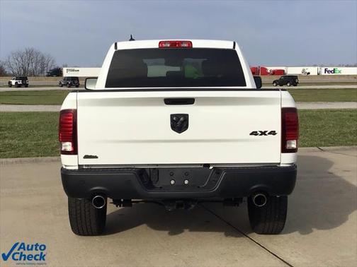 2021 RAM 1500 Classic Warlock Quad Cab 4x4 6'4' Box