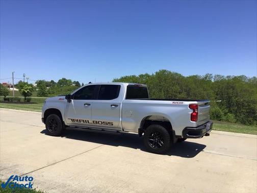 2022 Chevrolet Silverado 1500 Custom Trail Boss