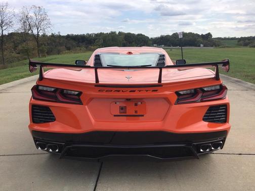 2026 Chevrolet Corvette Stingray w/2LT